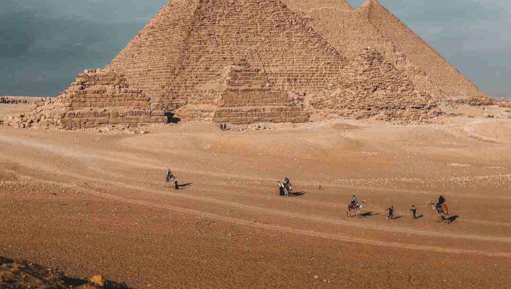 Giza pyramids, 2 days trip