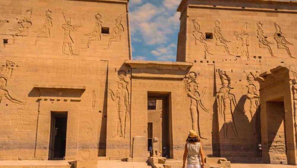 Nile cruises, Luxor to Aswan cruises, Nile cruise tours
