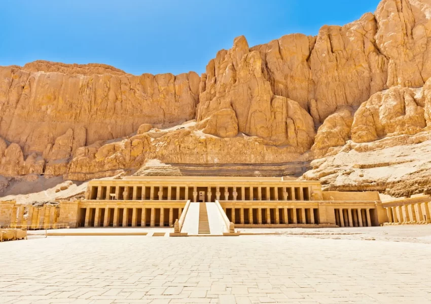 Hatshepsut Temple in Luxor x