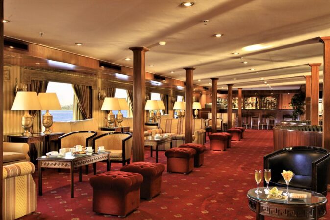 Iberotel Crown Emperor Nile Cruise x