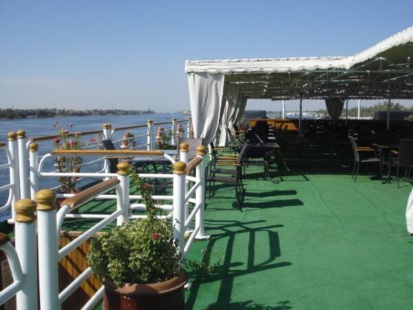 Radamis II Nile Cruise x