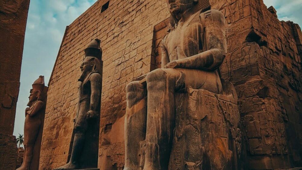 Luxor day tour,Luxor temple