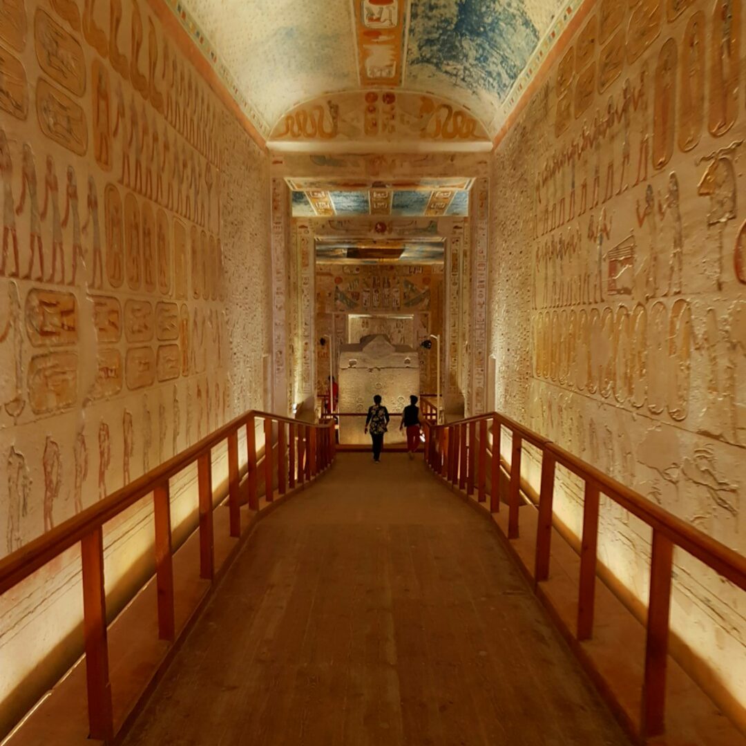 Luxor day tour, valley of the kings